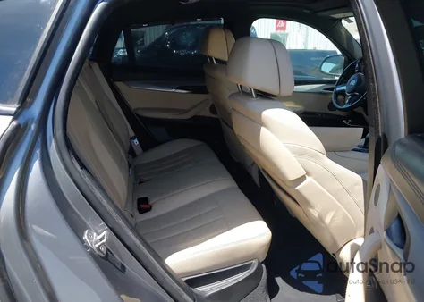 2016 BMW X6 xDrive50I z USA, uszkodzony, nr VIN 5UXKU6C53G0R33942